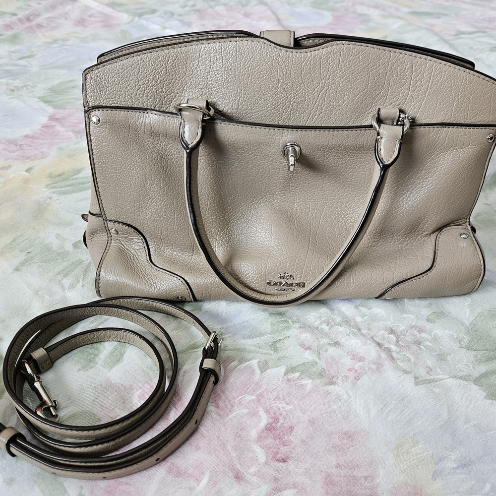 Coach Mercer 30 Taupe Soft Pebble Leather Satchel Handvag Cross Body
